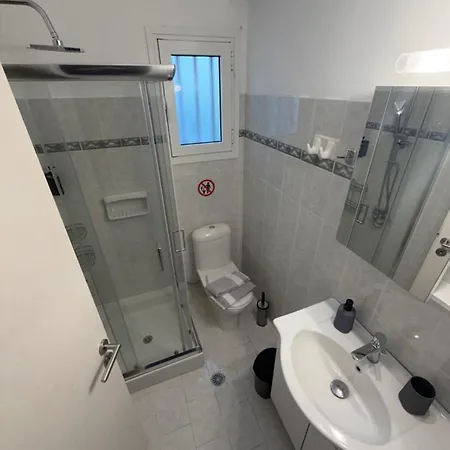 Apartment Centre *